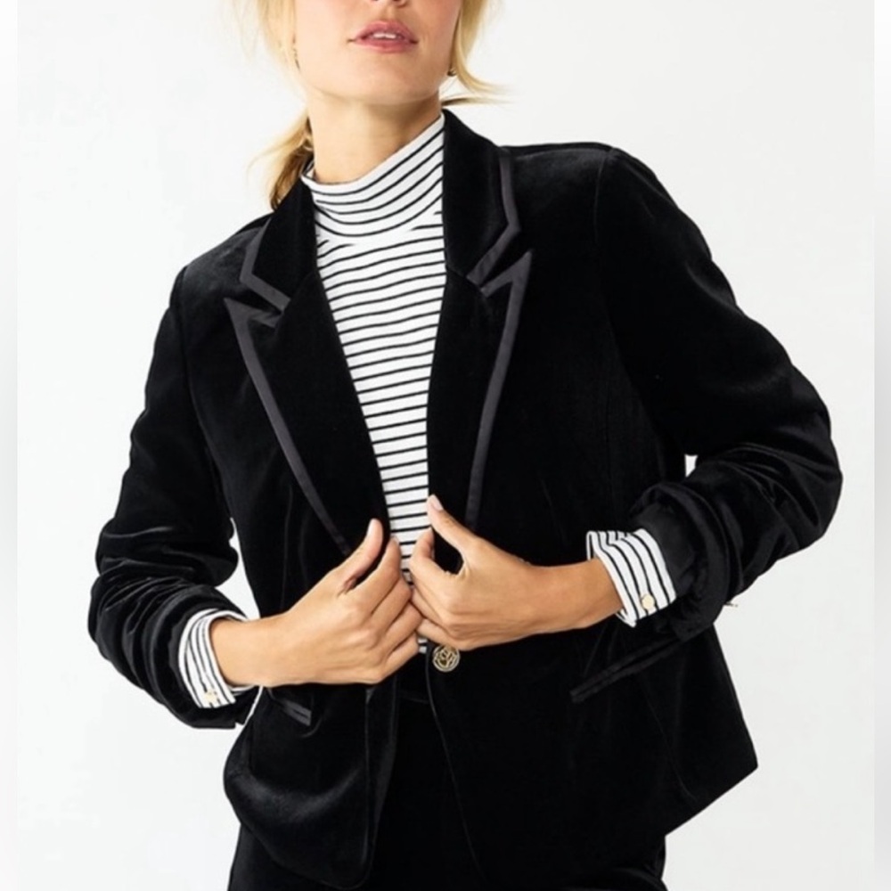 Draper James Black Velvet Blazer Small